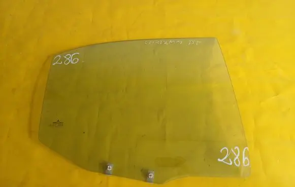 Mitsubishi Carisma Rear door window glass