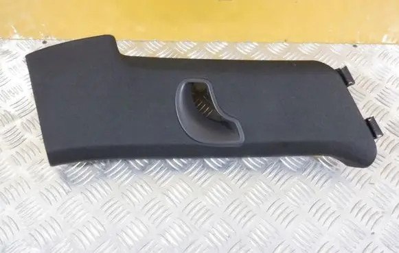 BMW 1 F20 F21 (C) pillar trim 7P6867241