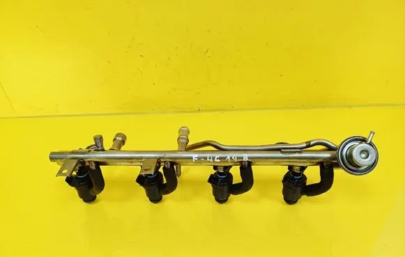 BMW 3 E46 Fuel main line pipe 1247931 D3768FA