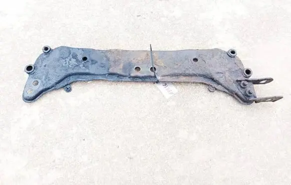 Nissan Primera Front subframe