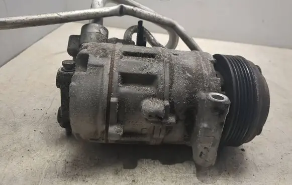 BMW 1 E82 E88 Air conditioning (A/C) compressor (pump) 4472601851 10J11912