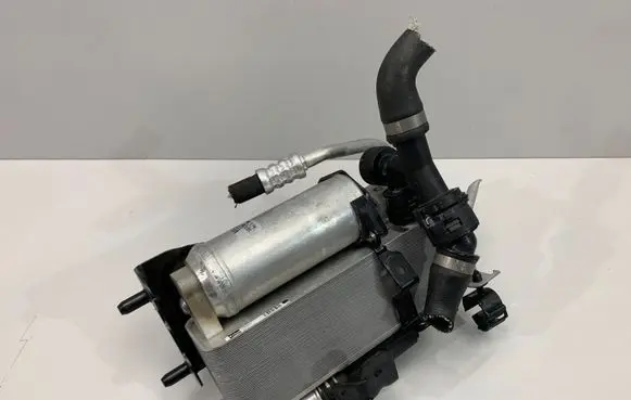 A/C cooling radiator (condenser)