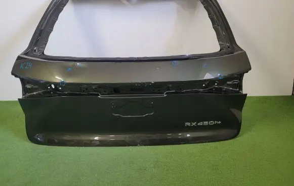 Lexus RX V Tailgate/trunk/boot lid