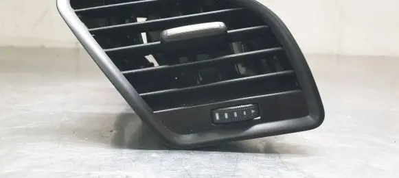 Audi A4 S4 B8 8K Dashboard side air vent grill/cover trim 8k1820902b