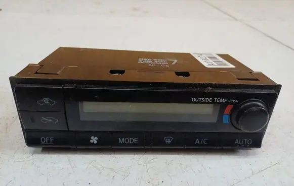 Nissan X-Trail T30 Climate control unit 275008HB02