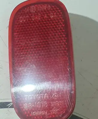 Toyota RAV 4 (XA20) Rear tail light reflector