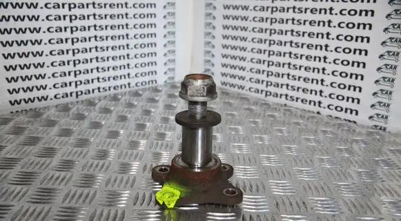 Rear wheel hub spindle/knuckle