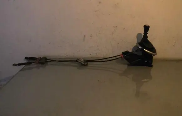 Nissan Qashqai Gear selector/shifter in gearbox 