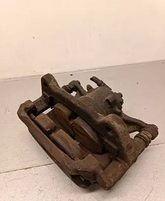 Skoda Octavia Mk3 (5E) Front brake caliper