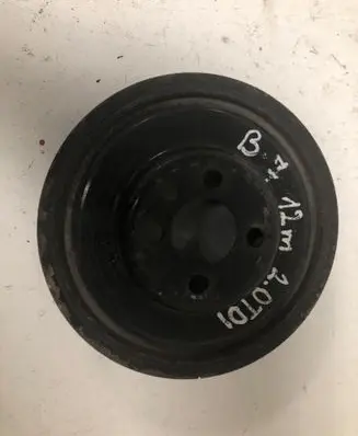 Volkswagen PASSAT B7 Crankshaft pulley