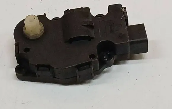 Mercedes-Benz GL X164 Air flap motor/actuator 410475520