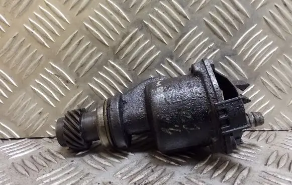 Volkswagen Transporter - Caravelle T4 Vacuum pump