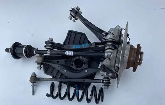 BMW 4 G22 G23 G24 G26 Stub axle 8482604