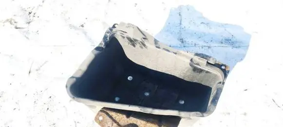 Glove box