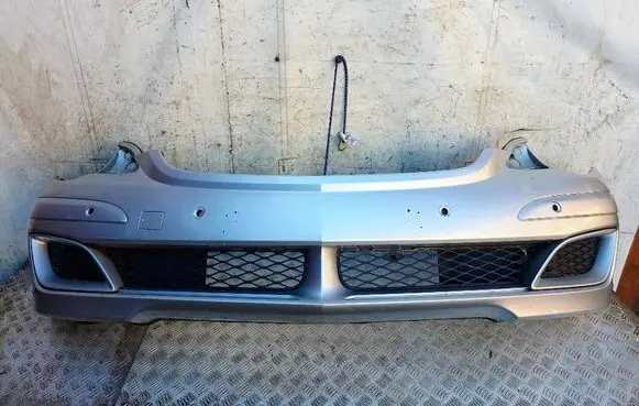 Mercedes-Benz R W251 Front bumper A2518850065 A218851823 A218851723