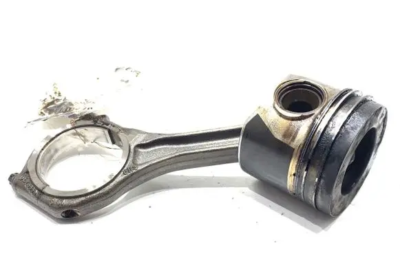Audi Q8 Piston with connecting rod 59P
