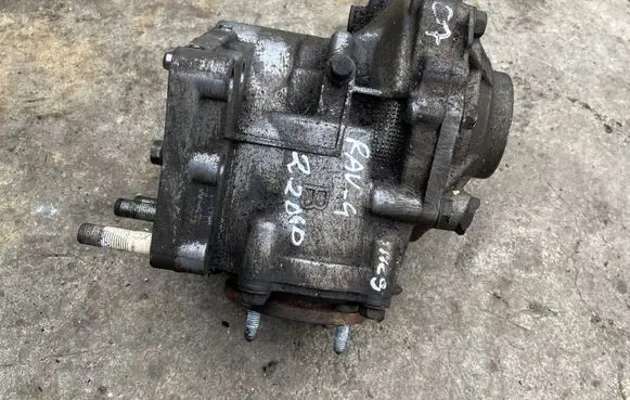 Toyota RAV 4 (XA30) Gearbox transfer box case 