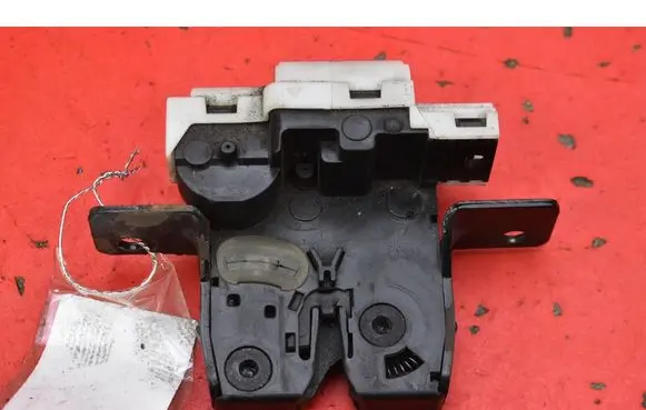 Renault Scenic II - Grand scenic II Tailgate/trunk/boot lock/catch/latch 8200076240