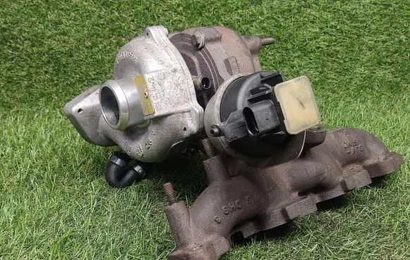 Audi A5 Sportback 8TA Turbo 03L145702E BV43A0138