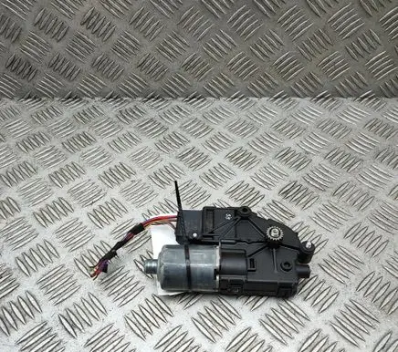 Audi RS5 Sunroof motor/actuator 8R0959591A 0390200074