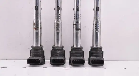 Audi Q5 SQ5 8R High voltage ignition coil 07K905715F