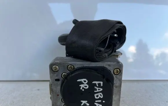 Skoda Fabia Mk1 (6Y) Front seatbelt 00064577 PA625GF