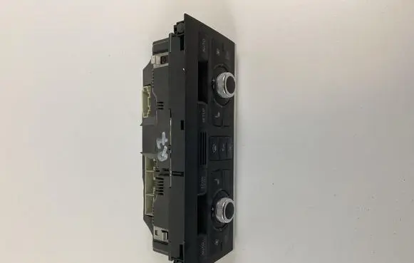 Audi Q7 4L Air conditioning/heating control unit 4L0820043F
