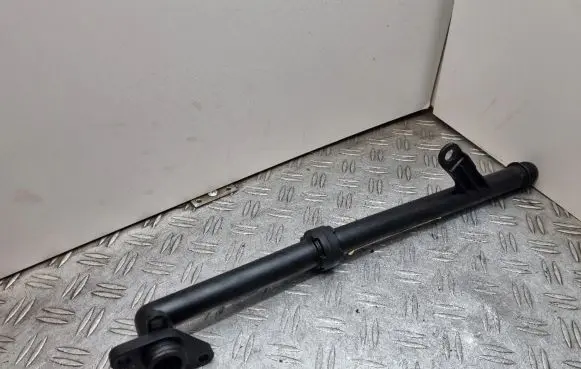 Mercedes-Benz C W204 Engine coolant pipe/hose A2710103797
