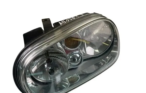 Volkswagen Golf IV Headlight/headlamp 1J1941015B