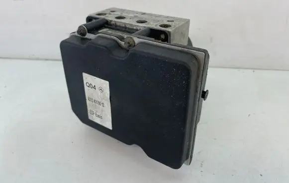 Mercedes-Benz E W212 ABS Pump A2124315512