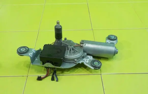 BMW X3 E83 Rear window wiper motor 0390201594