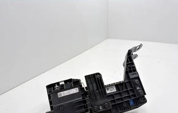 Mercedes-Benz GLE (W166 - C292) Fuse module A1669067701 1110065 2904160798