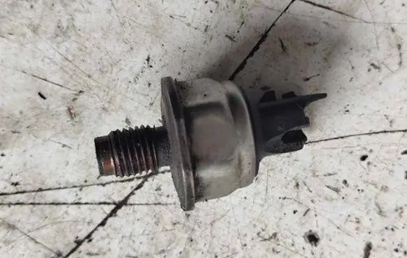 Fuel pressure sensor