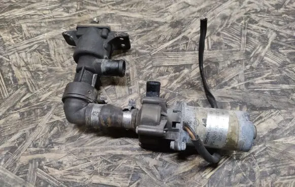 Mercedes-Benz SL R107 Electric auxiliary coolant/water pump 0008356964 0130002070