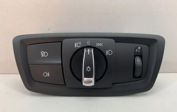 BMW X2 F39 Light relay 9877892