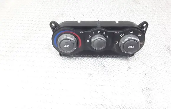 Hyundai Matrix Climate control unit 9725017XXX