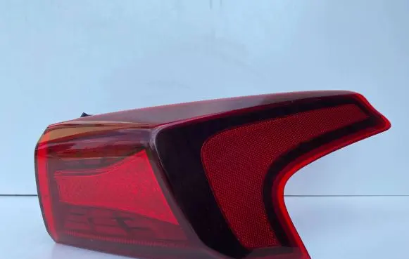 Hyundai Santa Fe Rear/tail lights 92402S1100 92402-S1100