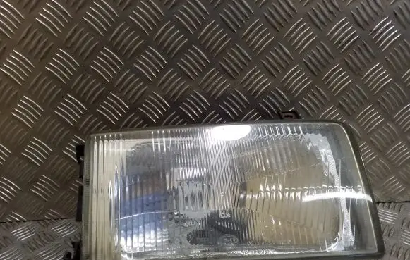 Volkswagen Transporter - Caravelle T4 Headlight/headlamp 0244438