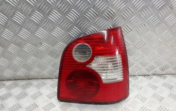 Volkswagen Polo IV 9N3 Rear/tail lights