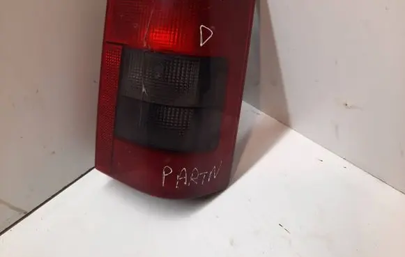Peugeot Partner Rear/tail lights