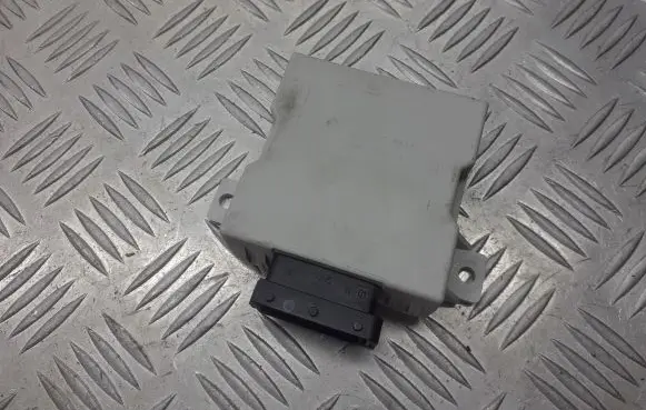 Toyota Corolla Verso E121 Window wiper relay 150.696
