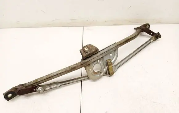 Audi A4 S4 B5 8D Front wiper linkage and motor 