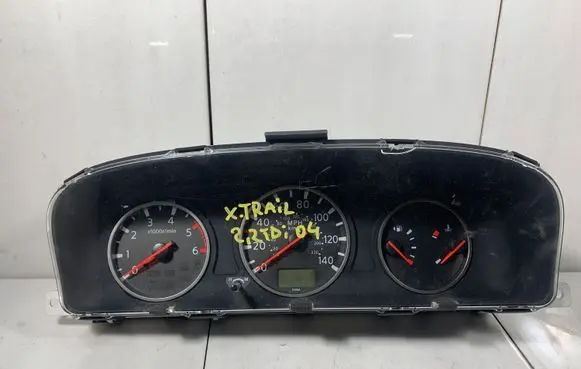 Nissan X-Trail T30 Speedometer (instrument cluster) EQ310FE