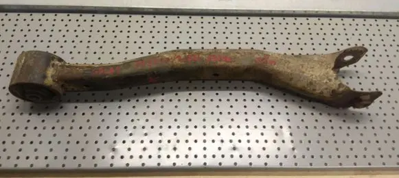 Mitsubishi Pajero Rear upper control arm/wishbone