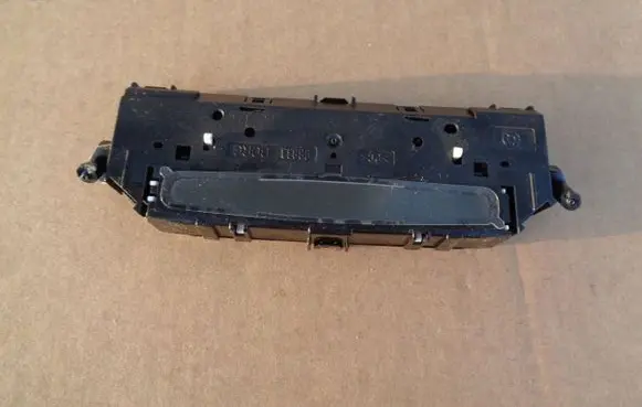 Mercedes-Benz SL R230 Clock A0015422023