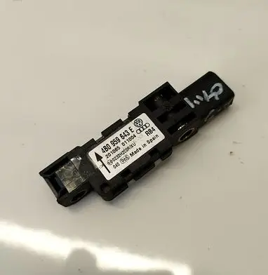 Audi A3 S3 8P Airbag deployment crash/impact sensor 4B0959643E