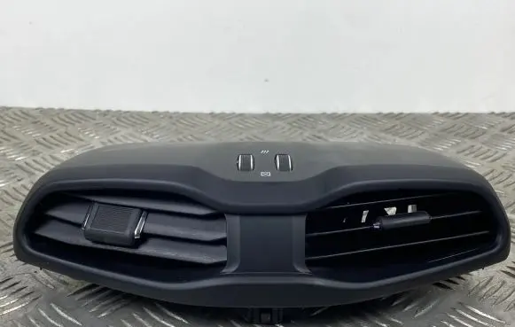 Jeep Renegade Dash center air vent grill
