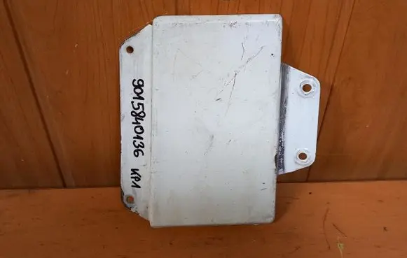 Mercedes-Benz Sprinter W901 W902 W903 W904 Fuel tank cap 9015840136