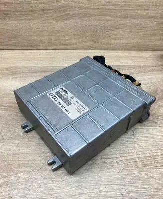 Audi A4 S4 B5 8D Engine control unit/module ECU 8D0907557C 0261203938Used WithPlug