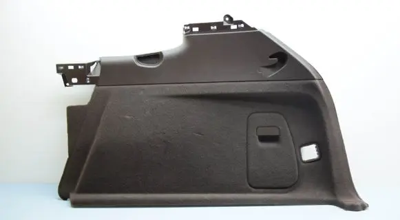 Trunk/boot side trim panel